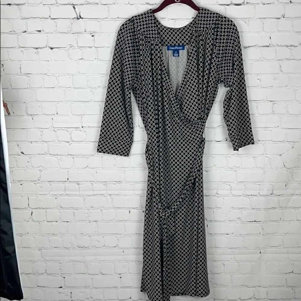 Pattern Dress  - Picture 2 of 5